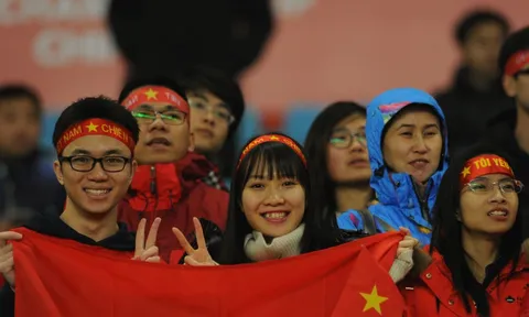 Bóng đá và ngọn lửa nồng ấm...