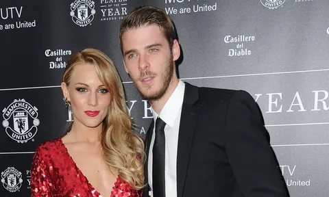 De Gea chiếm sóng truyền hình gửi tặng hoa hồng cho người yêu