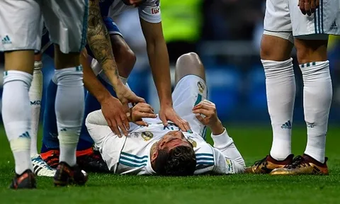 Để lập cú đúp, Ronaldo phải trả giá cực đắt