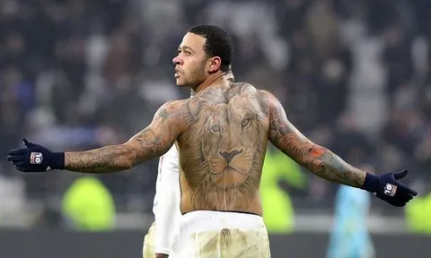 Depay lập siêu phẩm, Lyon quật ngã PSG phút bù giờ