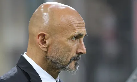 Derby Milano, lời chào đến Spalletti