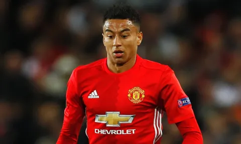 Điểm tin chiều 13/01: M.U dùng lương khủng "dụ" Lingard; Chelsea tăm tia Payet