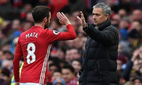 Điểm tin chiều 24/02: Sáng tỏ quan hệ Mata - Mourinho; M.U đụng lịch thi đấu "ác mộng"