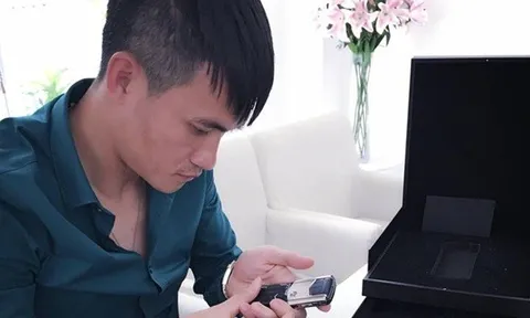 Điểm tin hậu trường 18/1: Công Vinh nhận quà ‘siêu sang’ từ Thủy Tiên; Tuấn Anh 'nối gót' Công Phượng chọc giận bầu Đức