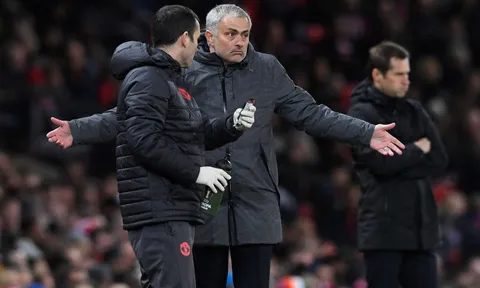 Điểm tin sáng 18/03: FA phạt tiền Man Utd; Barca bạo chi mua 2 hậu vệ