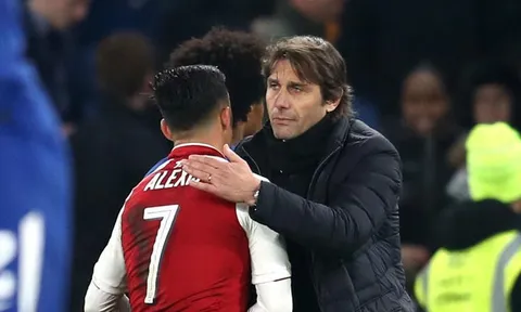 Điểm tin sáng 25/01: Vì sao Chelsea hụt Sanchez, M.U lại tranh hàng với Man City