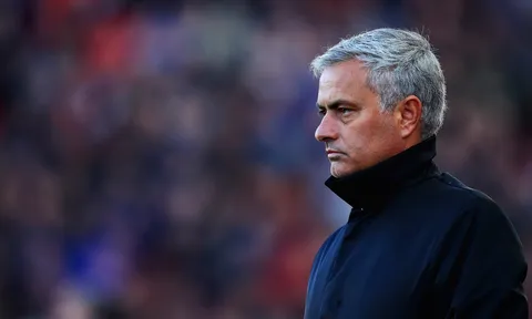 Điểm tin tối 21/03: Mourinho nguy cơ bị trảm; Real quyết có Lewandowski