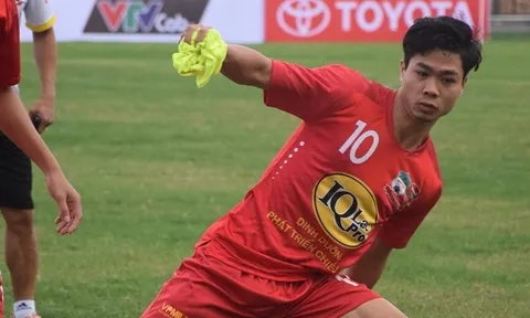 Điểm tin tối bóng đá trong nước (11/1): Hãy cho Phượng thời gian