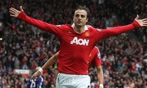 Dimitar Berbatov ghi 5 bàn vào lưới Blackburn