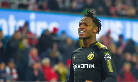 Đội hình tiêu biểu vòng 21 Bundesliga: Batshuayi tuyên chiến Lewandowski