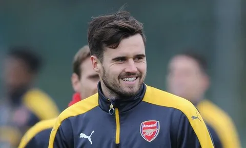 Đòi lương cao, sao Arsenal khó rời CLB
