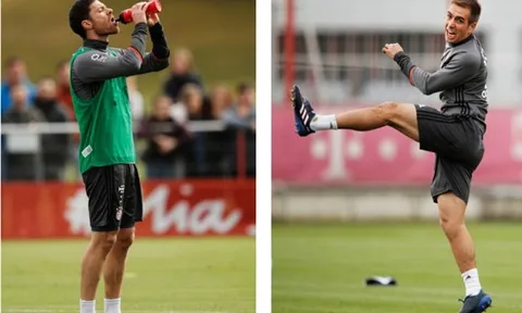 Đồng đội đi hết, Alonso và Lahm lập team riêng tập luyện
