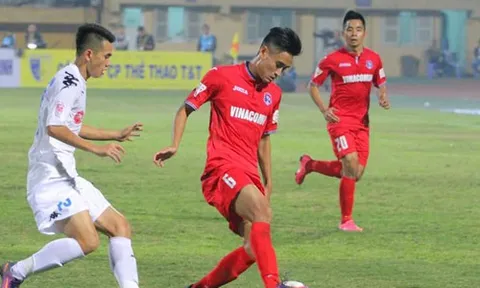 Đồng đội ở FLC Thanh Hóa chào đón Vũ Minh Tuấn