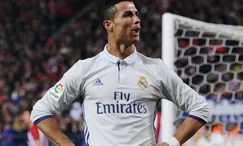 Đồng đội mời chào Ronaldo sang Serie A chơi bóng