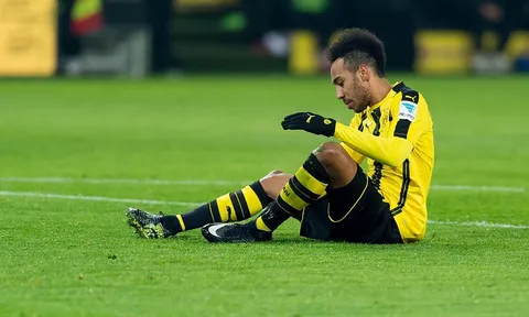 Dortmund 'úp mở', có thể bán Aubameyang