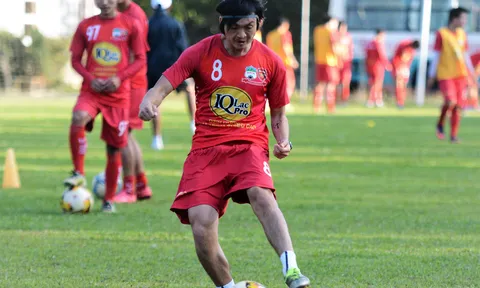 Điểm tin bóng đá Việt Nam sáng 3/3: Tuấn Anh trở lại V-League, ngày về của Nguyên Sa