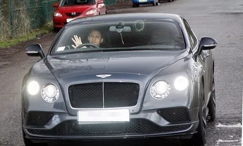 Được Mourinho hứa hẹn, Alexis Sanchez mừng ra mặt