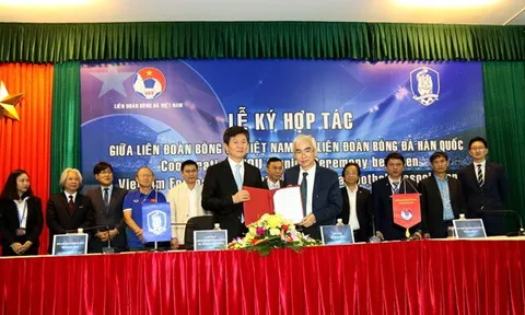 'Mong bóng đá Việt Nam vươn tầm châu Á và trở thành thế lực'