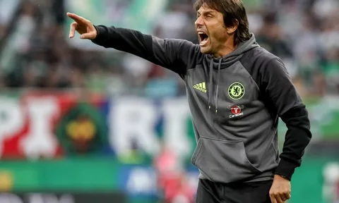 FA khiến Conte bất đồng với Chelsea