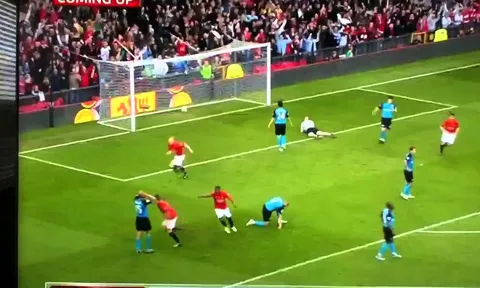 Federico Macheda từng khiến Old Trafford bùng nổ đến mức này