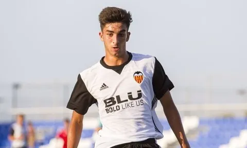 Ferran Torres - Nhân tố được Barcelona và Real Madrid tranh giành
