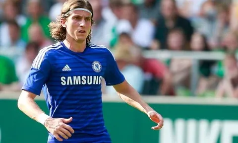 Filipe Luis khi còn khoác áo Chelsea