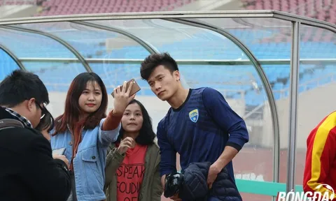 FLC Thanh Hóa làm quen sân Mỹ Đình, Tiến Dũng vẫn là tâm điểm