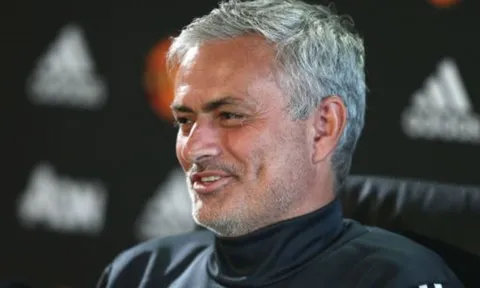 Gặp Derby County, HLV Mourinho báo hàng loạt tin vui