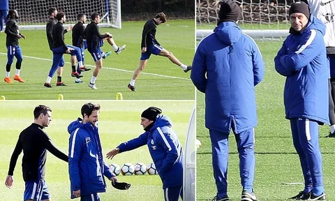 Gạt nỗi buồn Barca, Chelsea lao vào tập luyện vì danh hiệu FA Cup