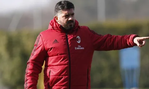 Gattuso mặt đầy cau có trong ngày trở lại Milan