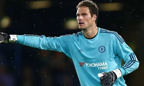 Giải cứu người thừa Chelsea, CLB Anh gặp khó