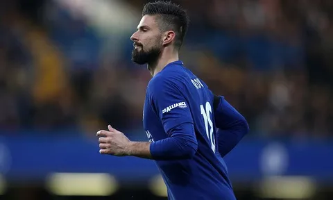 Giroud 'hứa hẹn' làm nền cho Hazard và Willian