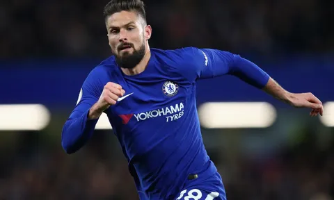 Giroud sẽ hồi sinh Morata?