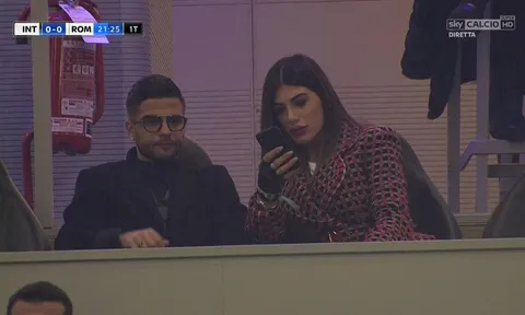 Giữ vững ngôi đầu, Insigne ung dung làm khách Vip tại Giuseppe Meazza