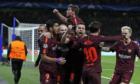 Góc HLV Phan Thanh Hùng: M.U giăng bẫy; Barca giã nát Chelsea