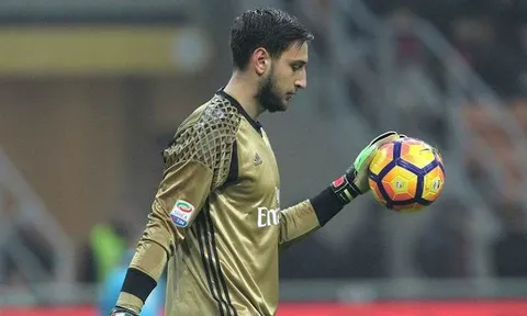 Góc nhìn: Thật mừng vì Donnarumma đã mắc sai lầm