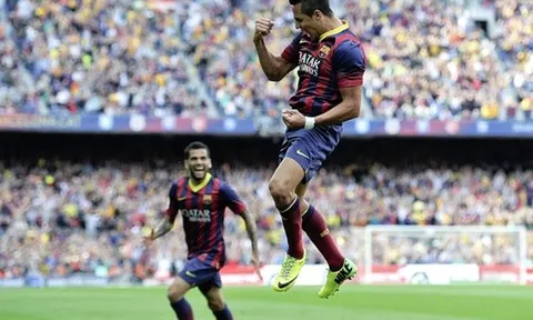 Góc siêu phẩm: Sanchez bắn mũi tên xuyên phá vào lưới Atletico