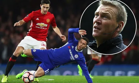 Graham Poll: 'Mourinho là bậc thầy của nghệ thuật chơi xấu'