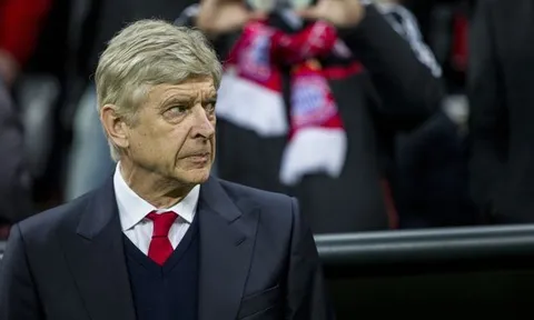 Guardiola bênh vực Wenger, chỉ trích tất cả