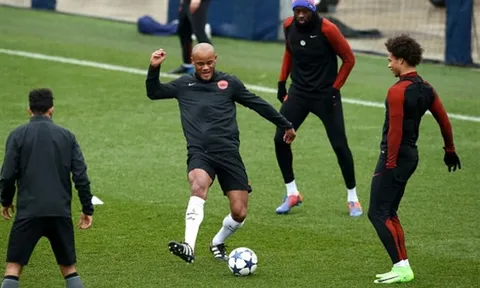 Hàng thủ của Man City đón cú hích lớn trước thềm trận đấu Monaco