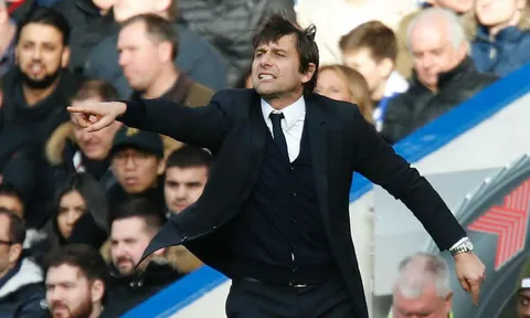 Hành động nhỏ chứng tỏ Conte sẽ ở Chelsea dài lâu