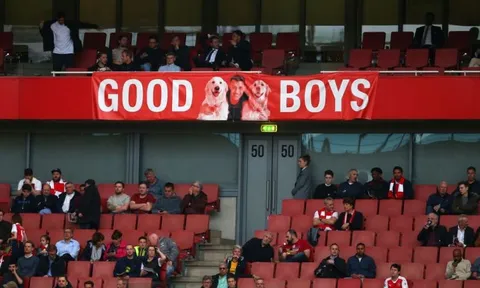 Hậu chia tay, Sanchez và Arsenal 'cạn tàu ráo máng'