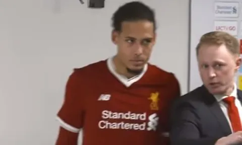 Hậu trường đằng sau trận đấu đầu tiên của Van Dijk tại Liverpool