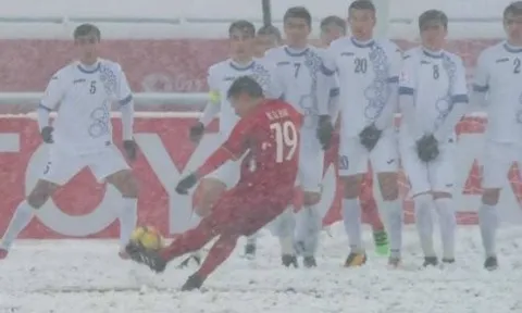 Hãy trao ngay bóng vàng cho Quang Hải!