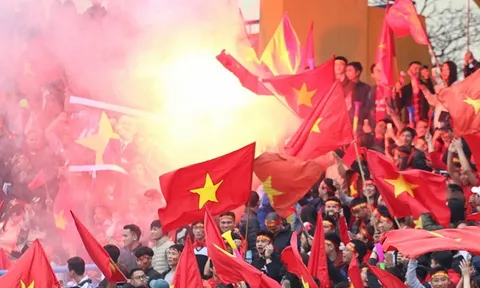 CĐV Việt Nam phủ sắc đỏ, tiếp lửa U23 Việt Nam