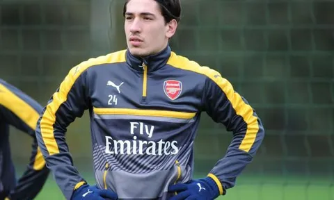 Tiết lộ lý do Bellerin bất ngờ vắng mặt trong trận Preston