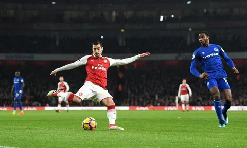 Henrikh Mkhitaryan rực sáng: Giờ thì gã béo đã đúng!