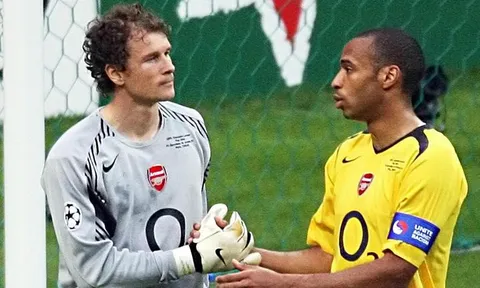 Henry: Đá như vậy, tôi sẽ bị Lehmann đấm vỡ mặt