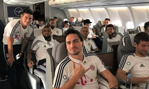 Hết kỳ nghỉ, dàn 'soái ca' Bayern Munich trở lại châu Âu
