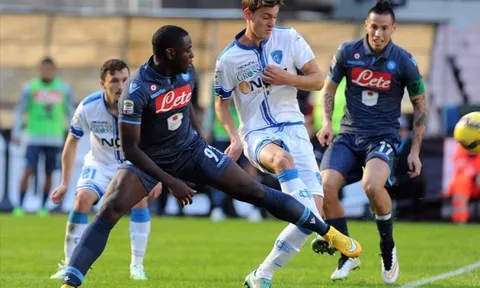 Hiệp 2 mơ ngủ, Napoli suýt trả giá trước Empoli